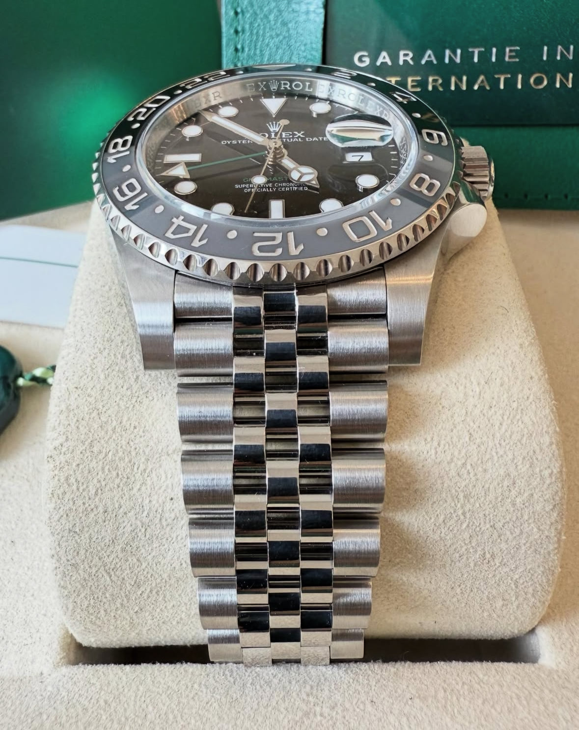 Rolex GMT-Master II 126710GRNR (2026) – "Bruce Wayne", Grey & Black Bezel, Jubilee Bracelet