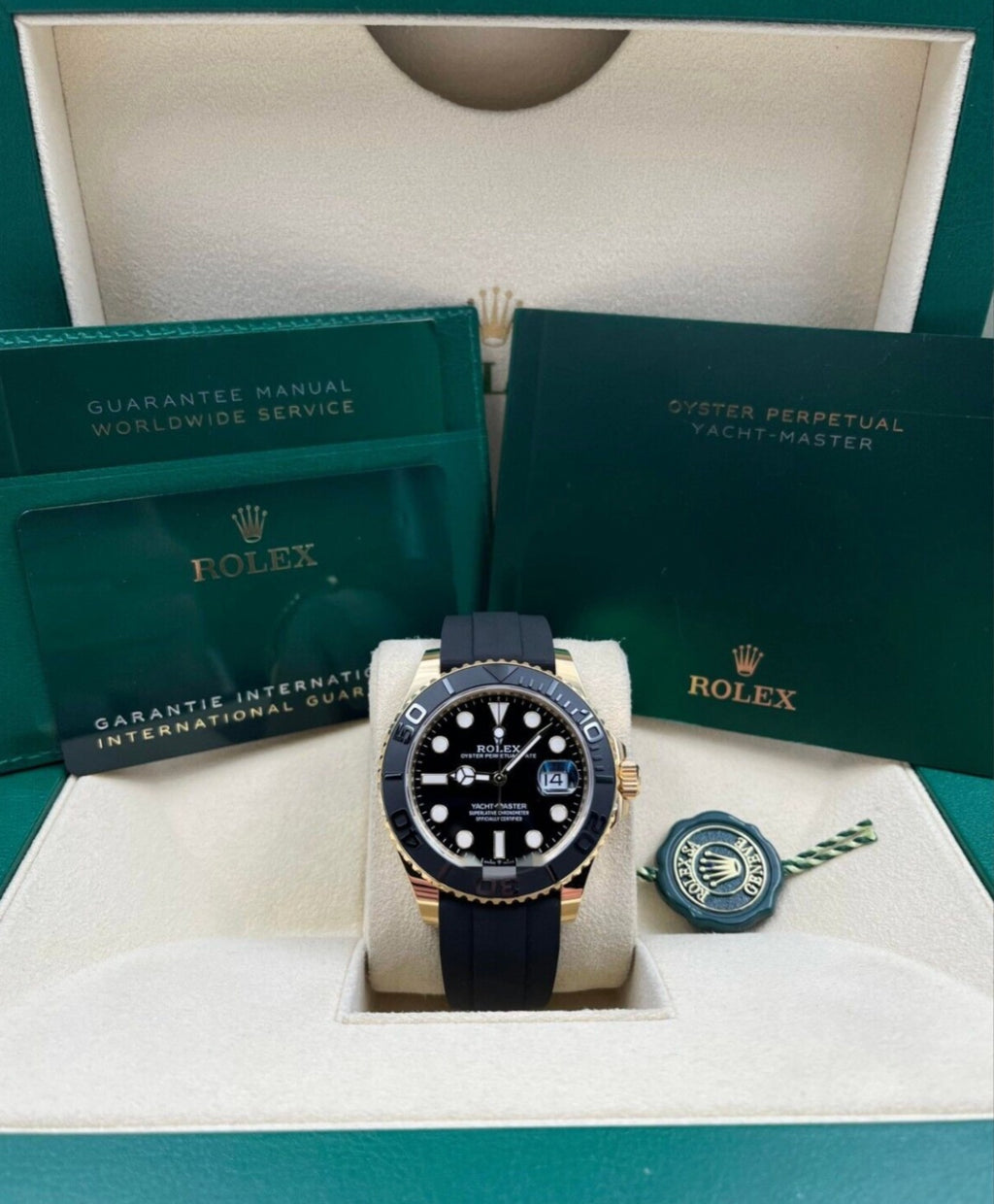 Rolex Yacht-Master 42 226658 – 18ct Yellow Gold, Black Dial, Oysterflex (2024)