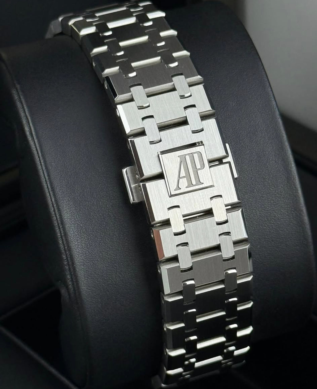 Audemars Piguet Royal Oak Selfwinding 15500ST (2021) – Blue Dial, Stainless Steel