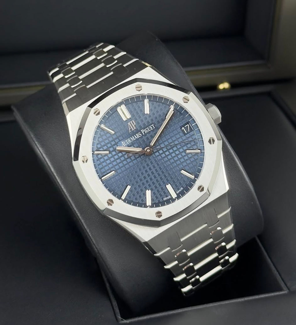 Audemars Piguet Royal Oak Selfwinding 15500ST (2021) – Blue Dial, Stainless Steel