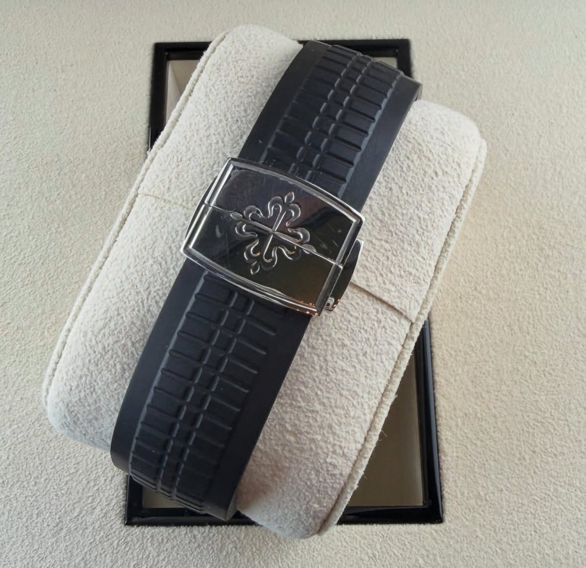 Patek Philippe Aquanaut Travel Time 5164A – Stainless Steel 2023