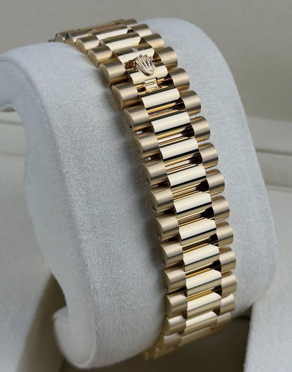 Rolex Day-Date 40 228238 – 18ct Yellow Gold, Onyx Dial, Diamond Indices , President Bracelet 2026