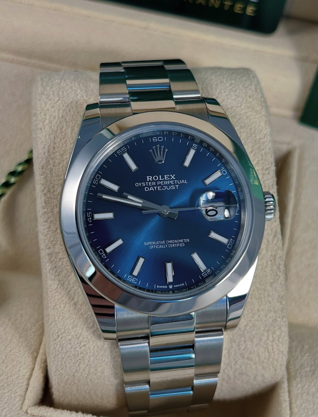 Rolex Datejust 41 126300 (2026) – Oystersteel, Blue Dial, Smooth Bezel, Oyster Bracelet