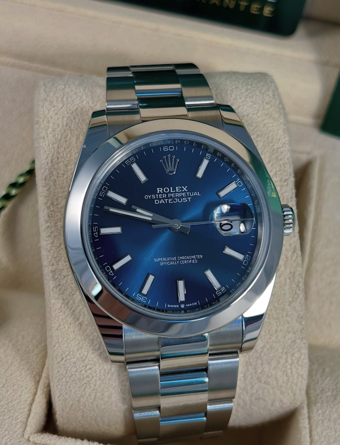 Rolex Datejust 41 126300 (2026) – Oystersteel, Blue Dial, Smooth Bezel, Oyster Bracelet