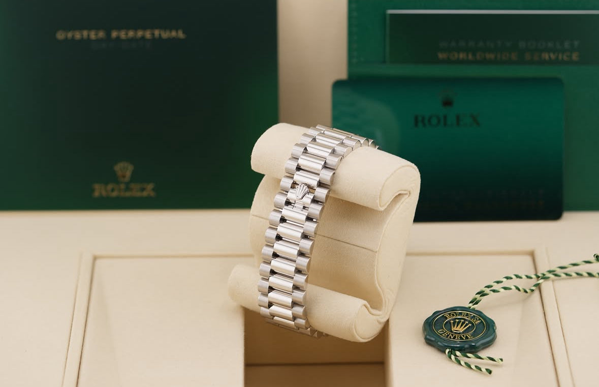 Rolex Day-Date 40 228239 (2026) – 18ct White Gold, Olive Green, President Bracelet