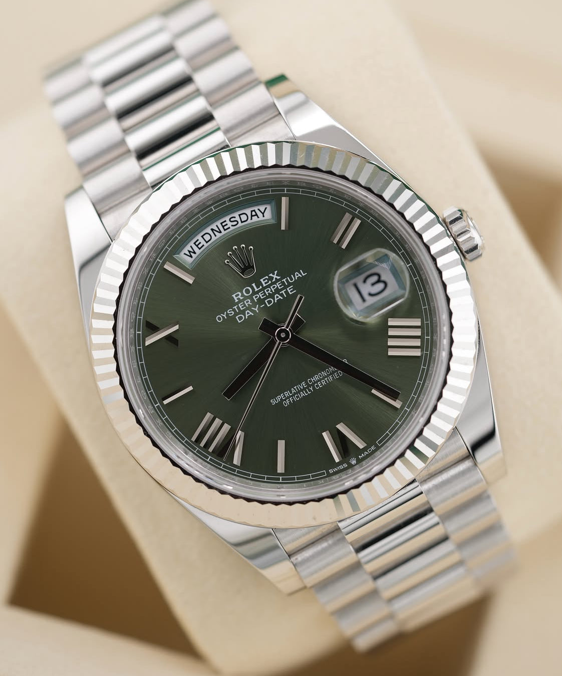 Rolex Day-Date 40 228239 (2026) – 18ct White Gold, Olive Green, President Bracelet