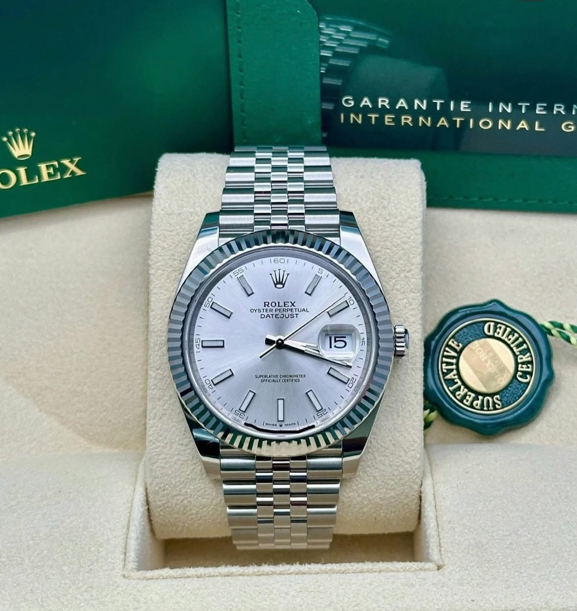 Rolex Datejust 41 126334 (2026) – White Rolesor, Silver Dial, Fluted Bezel, Jubilee