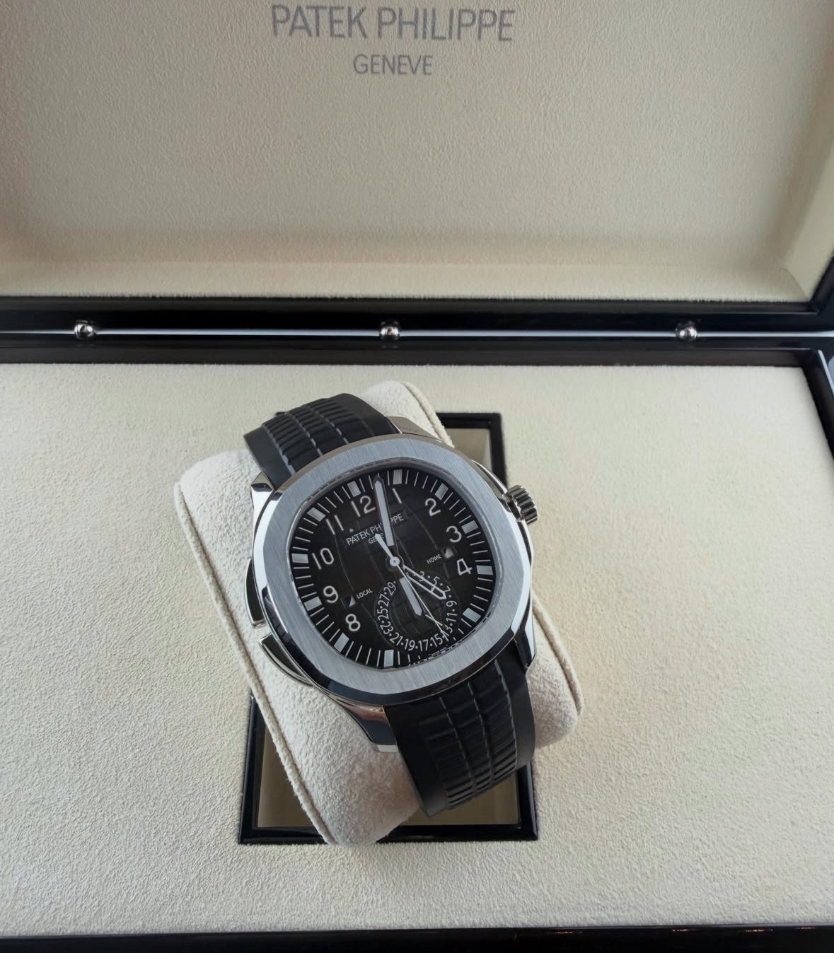 Patek Philippe Aquanaut Travel Time 5164A – Stainless Steel 2023