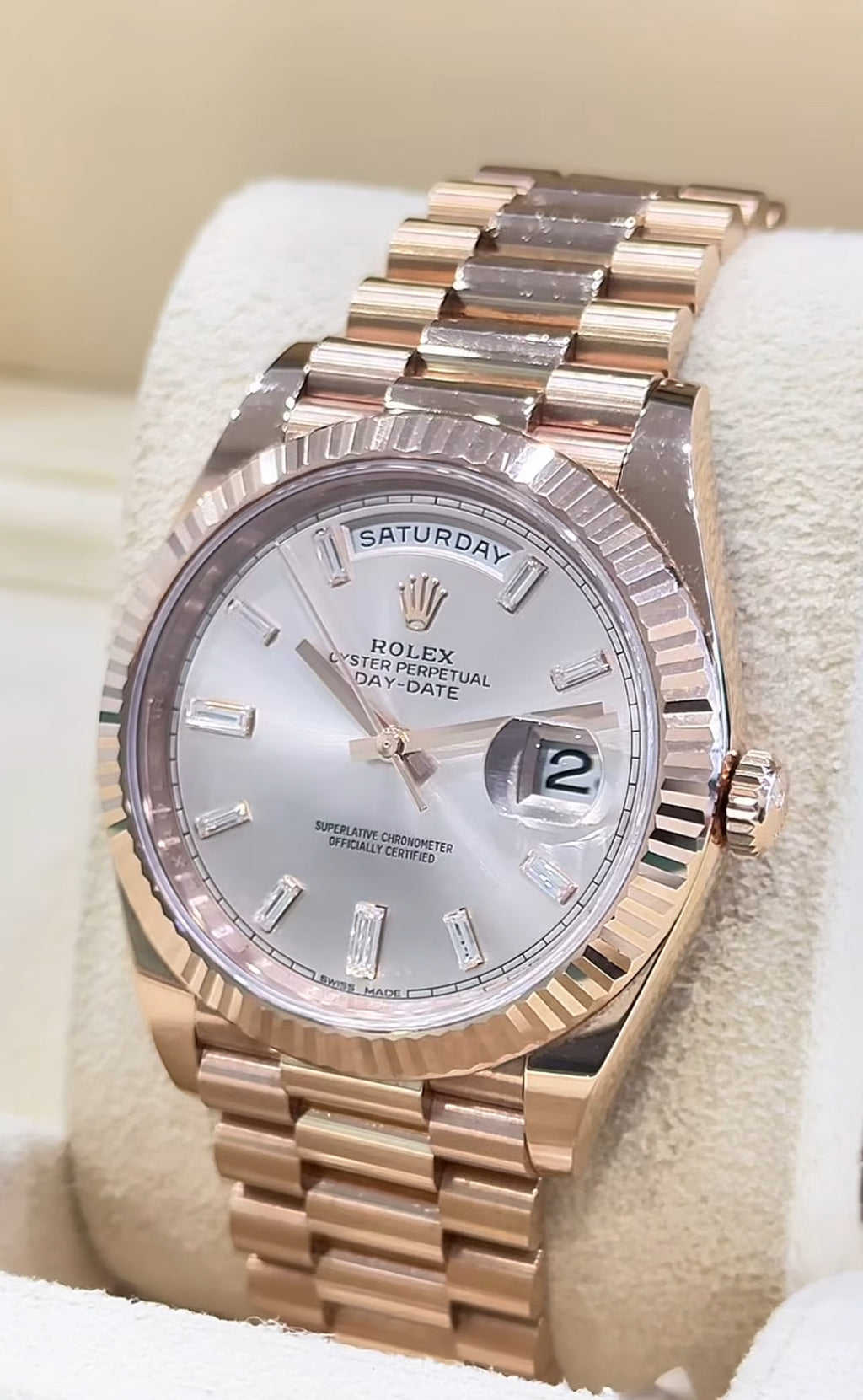Rolex Day-Date 40 228235 (2026) – 18ct Everose Gold, Sundust Dial, President Bracelet