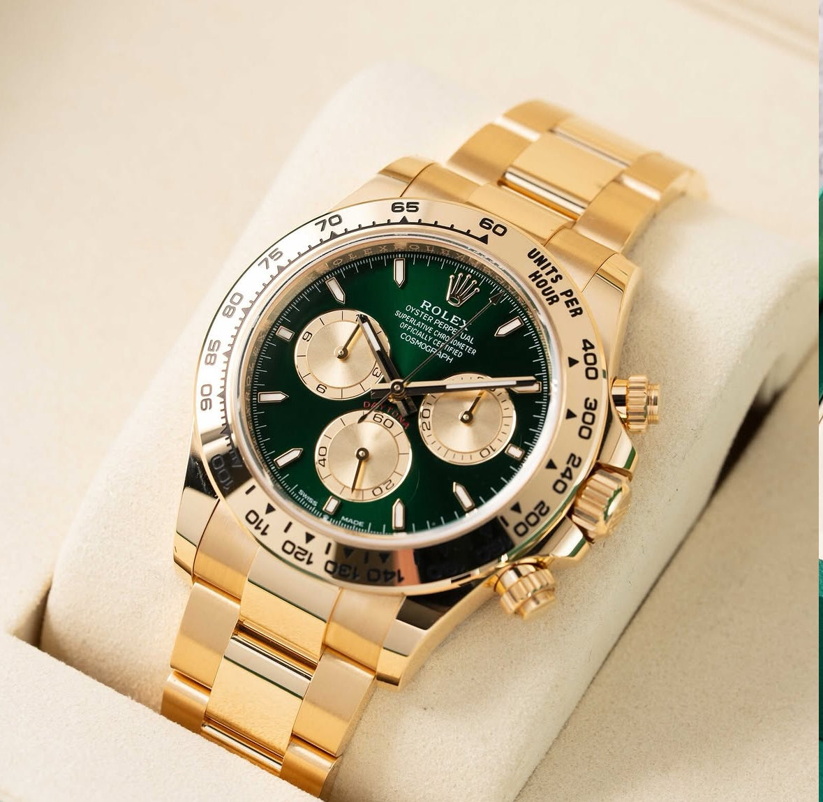 Rolex Daytona 126508 (2026) – 18ct Yellow Gold, Green Dial, Oyster Bracelet John Mayer
