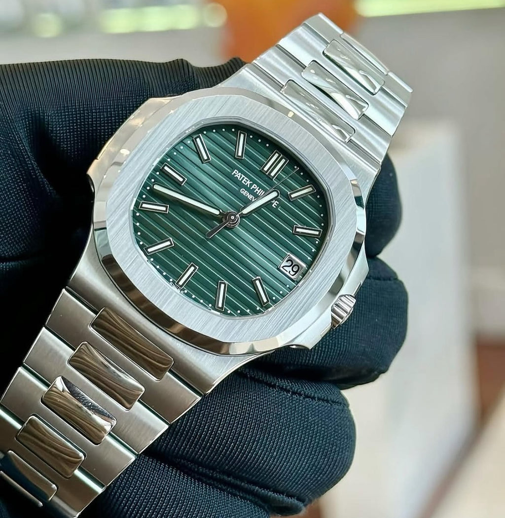 Patek Philippe Nautilus 5711/1A-014 – Olive Green Dial, Stainless Steel (Final Edition, Discontinued) 2021