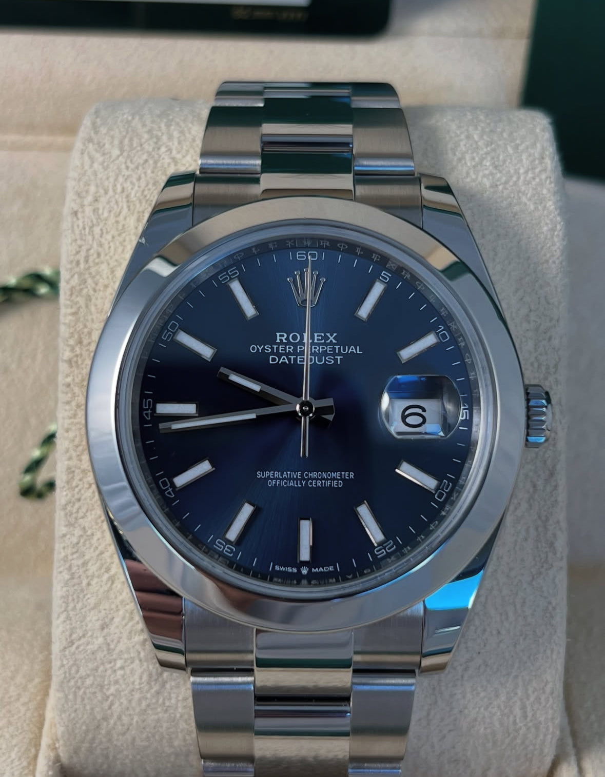 Rolex Datejust 41 126300 (2026) – Oystersteel, Blue Dial, Smooth Bezel, Oyster Bracelet