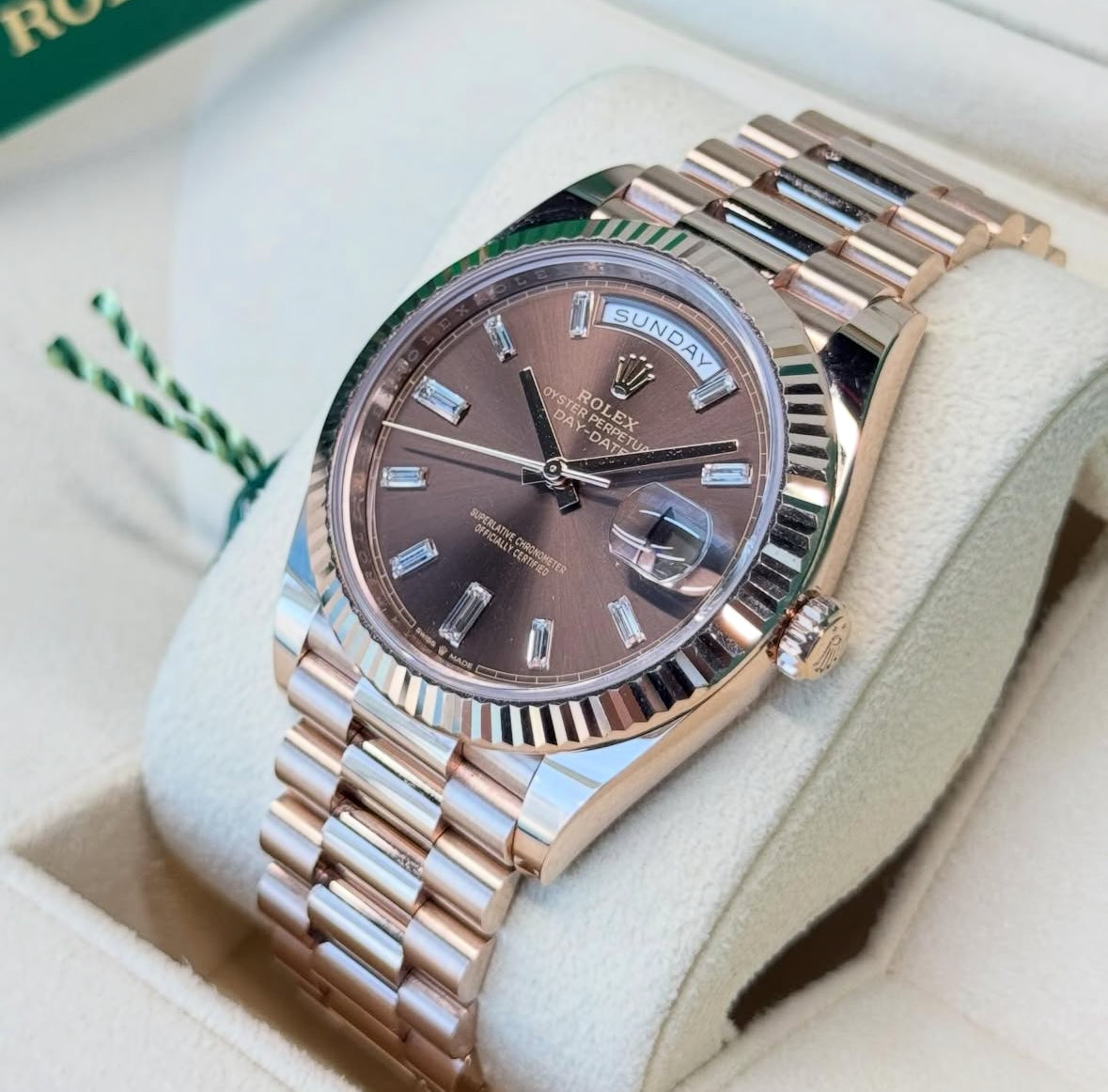 Rolex Day-Date 40 228235 (2026) – 18ct Everose Gold, Chocolate Dial, President Bracelet