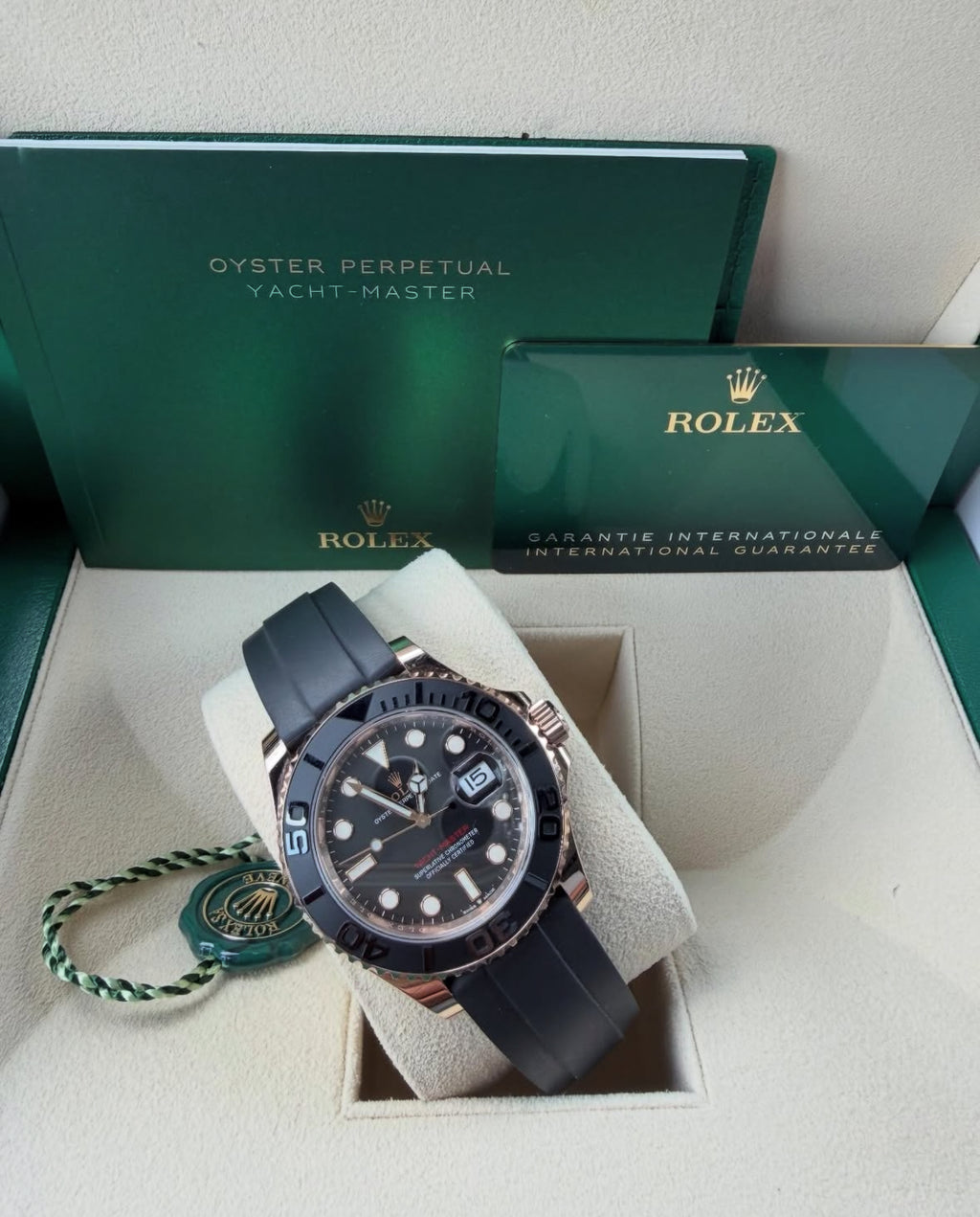 Rolex Yacht-Master 40 126655 (2026) – 18ct Everose Gold, Black Dial, Oysterflex