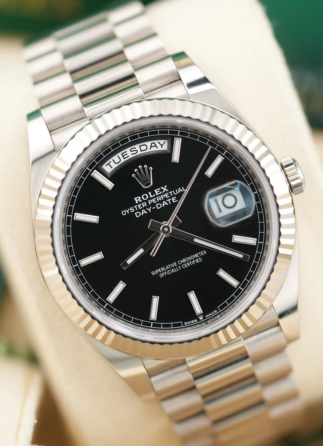 Rolex Day-Date 40 228239 (2026) – 18ct White Gold, Black Dial, President Bracelet