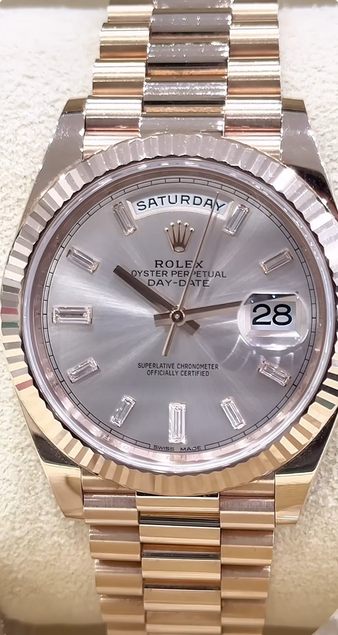 Rolex Day-Date 40 228235 (2026) – 18ct Everose Gold, Sundust Dial, President Bracelet