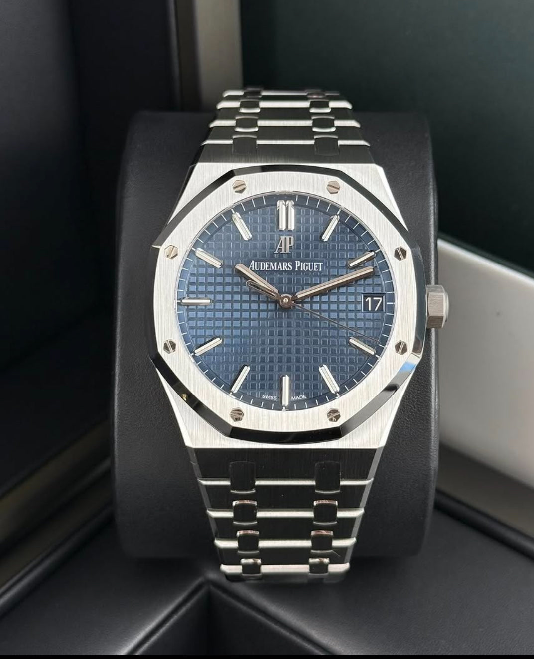 Audemars Piguet Royal Oak Selfwinding 15500ST (2021) – Blue Dial, Stainless Steel