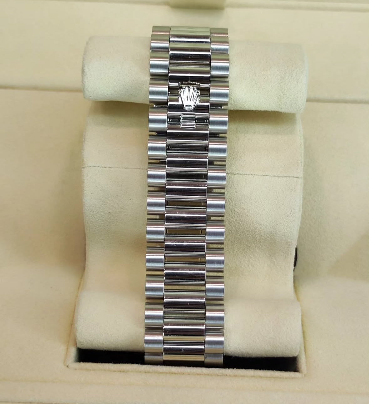 Rolex Day-Date 40 228206 – 950 Platinum, Arabic Dial (2020)