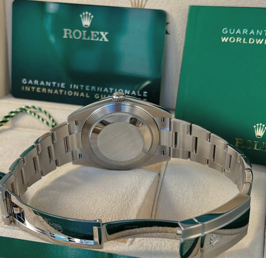 Rolex Datejust 41 126300 (2026) – Oystersteel, Blue Dial, Smooth Bezel, Oyster Bracelet