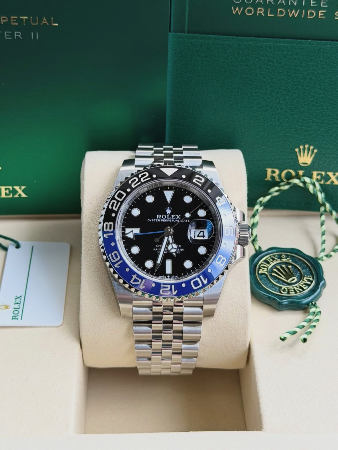 Rolex GMT-Master II 126710BLRO (2026) – "Pepsi", Red & Blue Bezel, Jubilee Bracelet