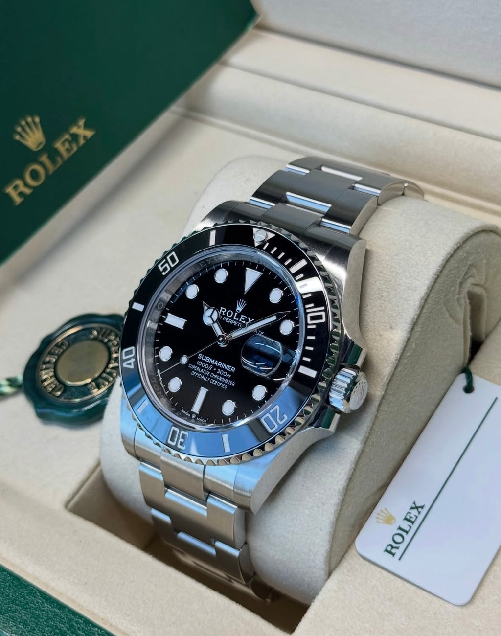 Rolex Submariner Date 126610LN (2026) – Oystersteel, Box &amp; Papers, Never Worn
