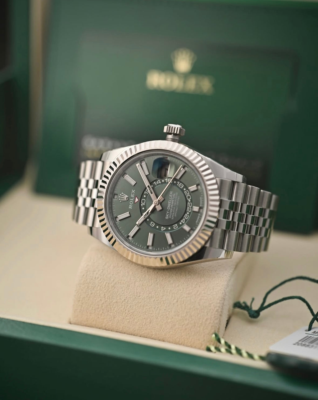Rolex Sky-Dweller 336934 – Mint Green Dial, Jubilee Bracelet, Box &amp; Papers, Unworn