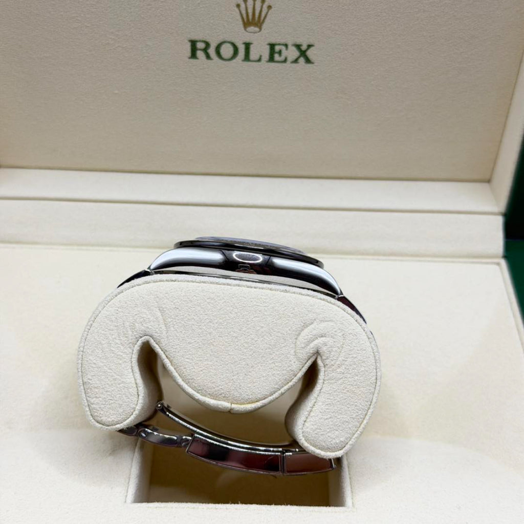 Rolex Daytona 126500LN (2026) – Oystersteel, Black Dial, Black Cerachrom Bezel "Reverse Panda"
