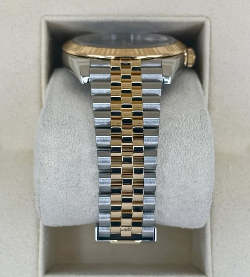 Rolex Datejust 41 126333 (2026) – Yellow Rolesor, Wimbledon Slate Dial, Fluted Bezel, Jubilee