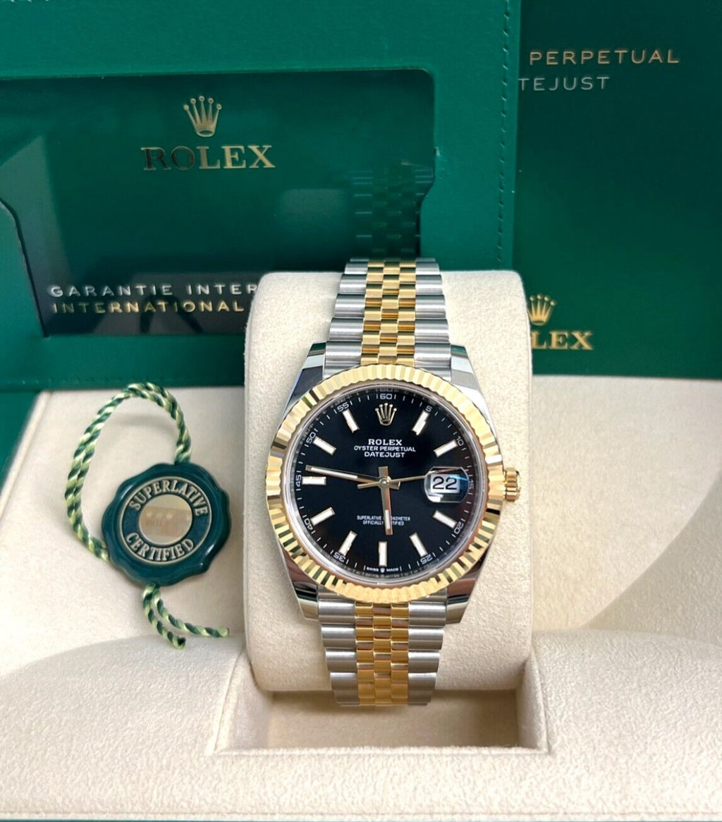 Rolex Datejust 41 126333 (2026) – Yellow Rolesor, Black Dial, Fluted Bezel, Jubilee